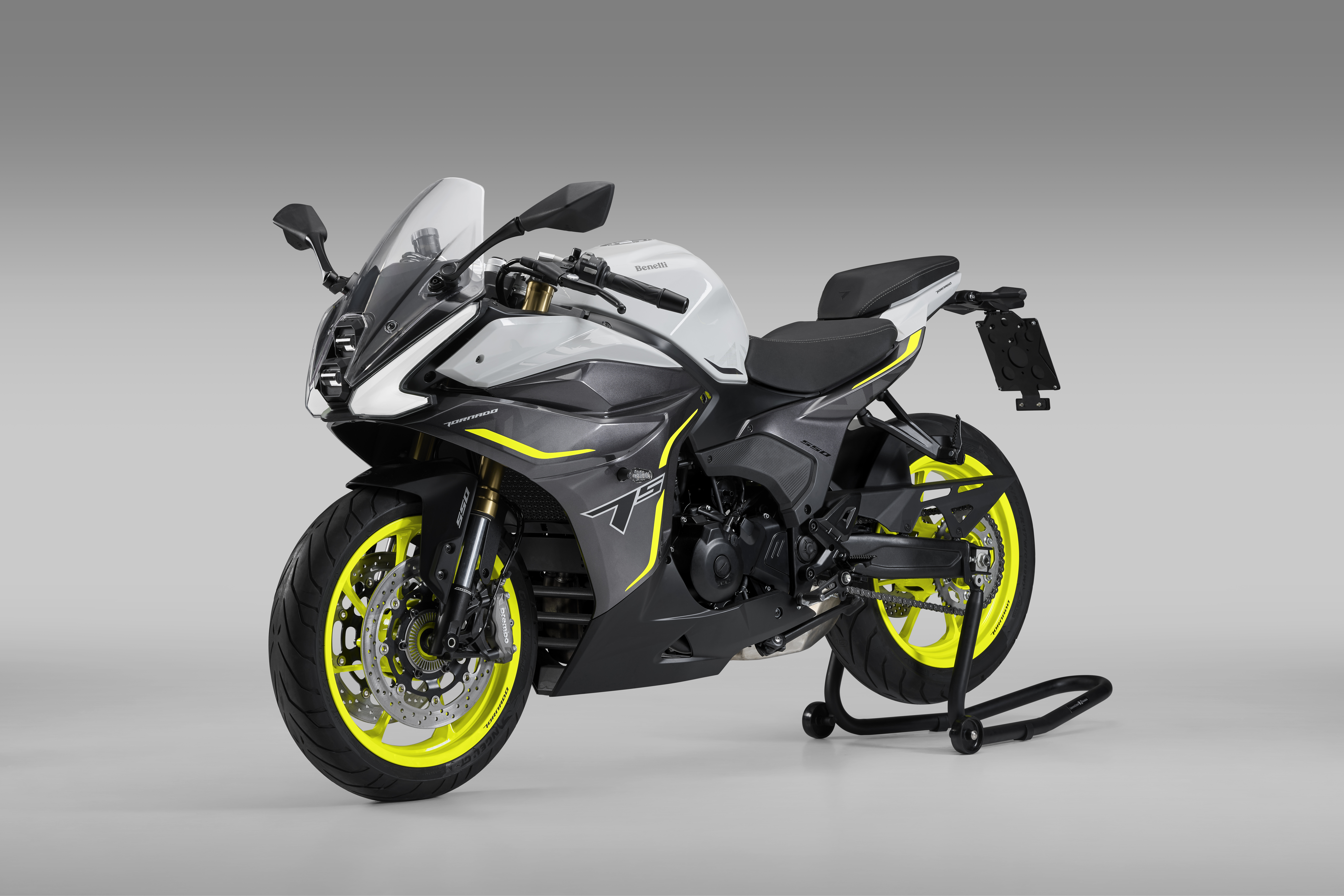 TORNADO 550